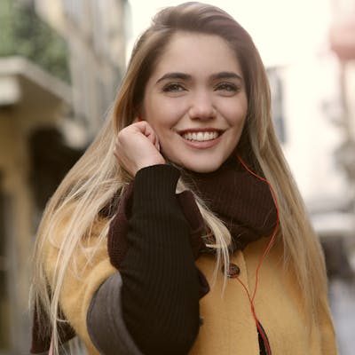 Nina K.